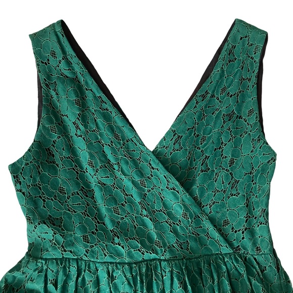 NWT Zara green lace dress - Picture 6 of 6